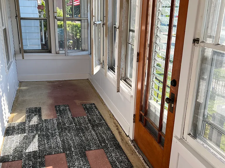 1313 S 62nd St — Photo 3