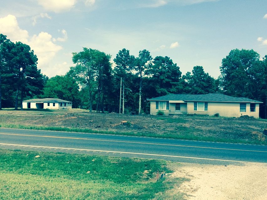 Brick Home & Dairy Barn 3 Ac