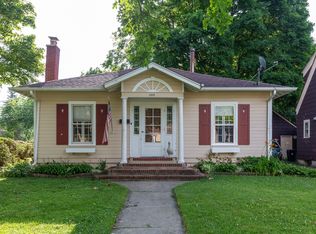 345 Hamilton Ave, Elgin, IL 60123