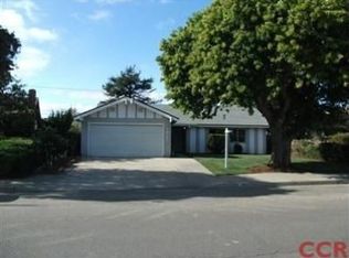 1013 N R St, Lompoc, CA 93436