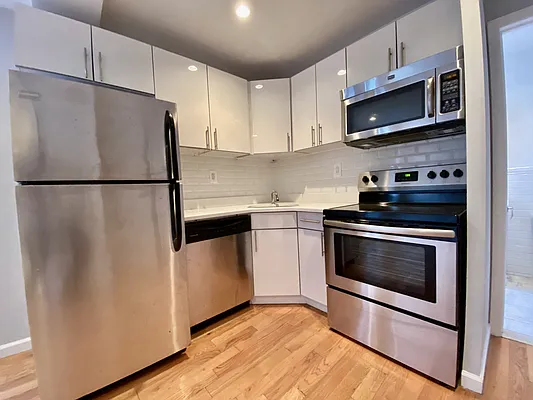 Rented by Living New York | media 2