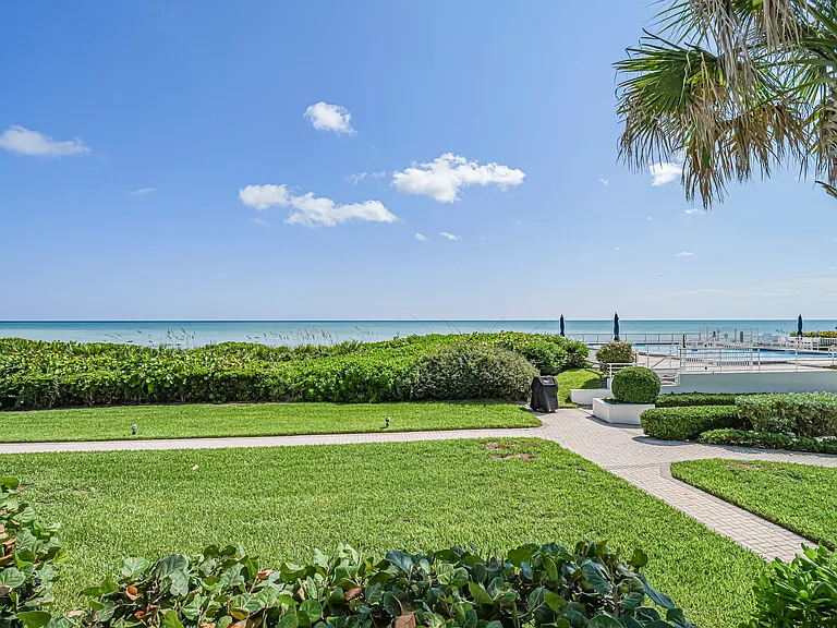 8416 Oceanside Dr #F11 — Photo 47