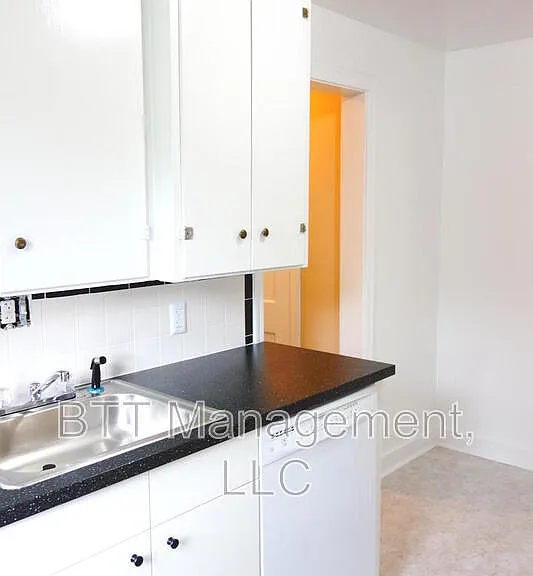 8210 Greenwood Ave #1 — Photo 20