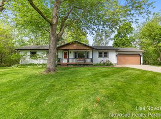 225 Alewa Dr NW, Grand Rapids, MI 49504