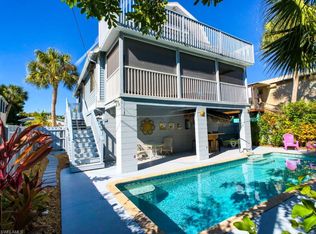 110 Hercules Dr, Fort Myers Beach, FL 33931