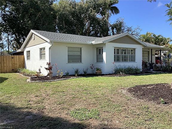 2nd image of 3022 Poinciana DR