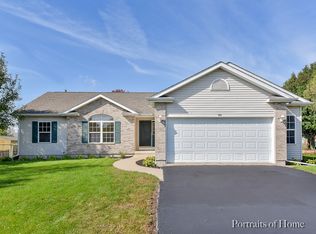 593 Knolls St W, Dekalb, IL 60115