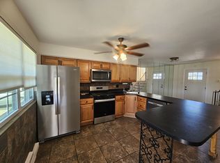 (Undisclosed Address), Lindenhurst, NY 11757