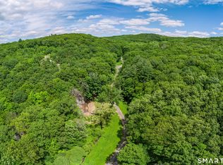 Ives Ct, Ridgefield, CT 06877