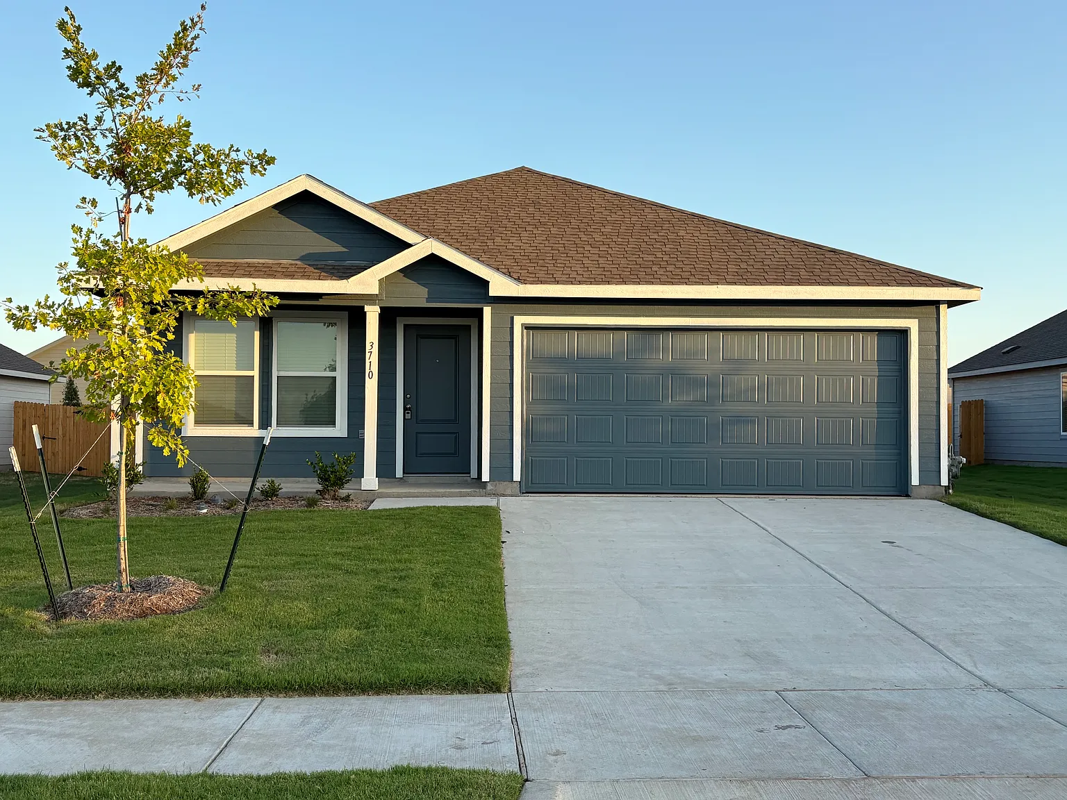 3 bed, 1474 sqft, $1,745 — Photo 1