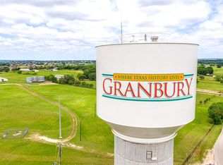 1250 N Meadows Dr, Granbury, TX 76048