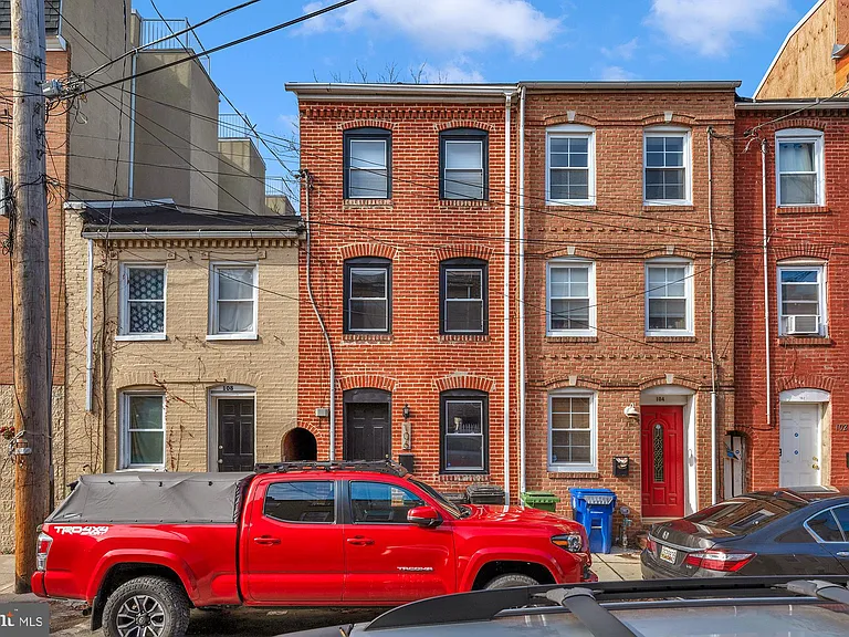 106 S Regester St — Photo 19