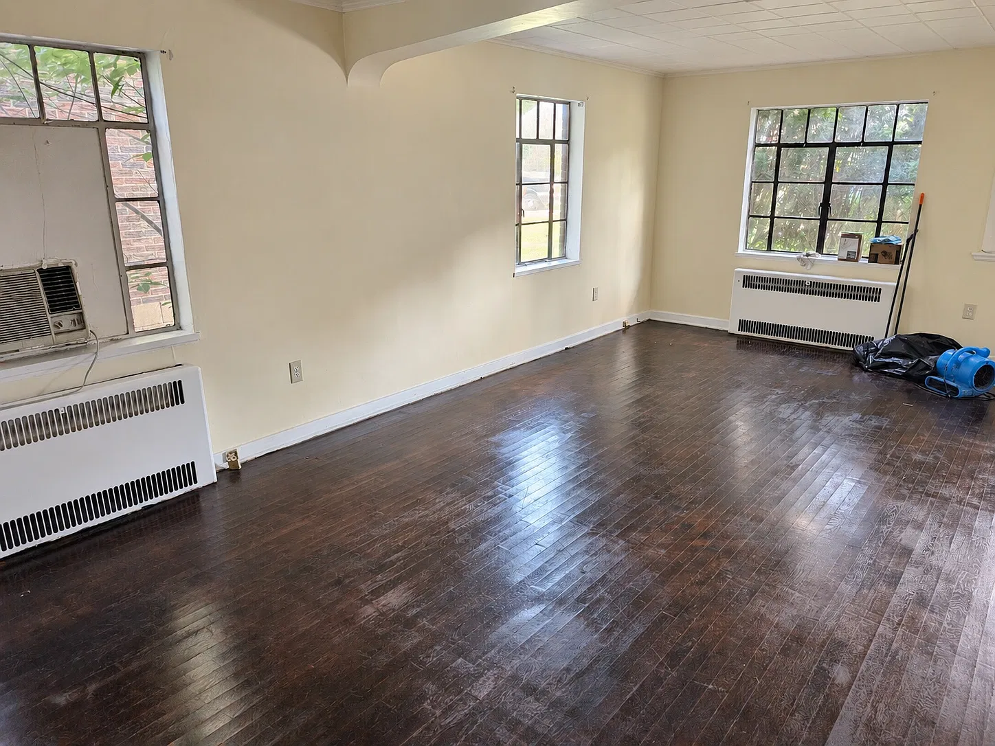 2 bed, 900 sqft, $1,250 — Photo 1