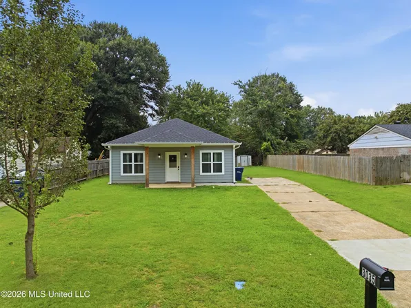 3035 Normandy Dr, Horn Lake, MS 38637