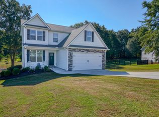 322 Silas Ct, Woodruff, SC 29388