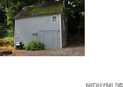 2nd image of 209 W Main St