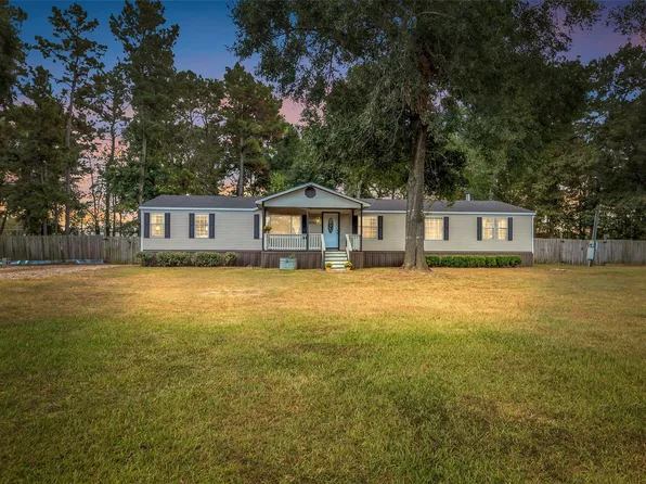 16352 Crockett Xing, Conroe, TX 77303