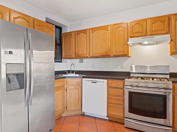 5th image of 362 W 119th St APT 2