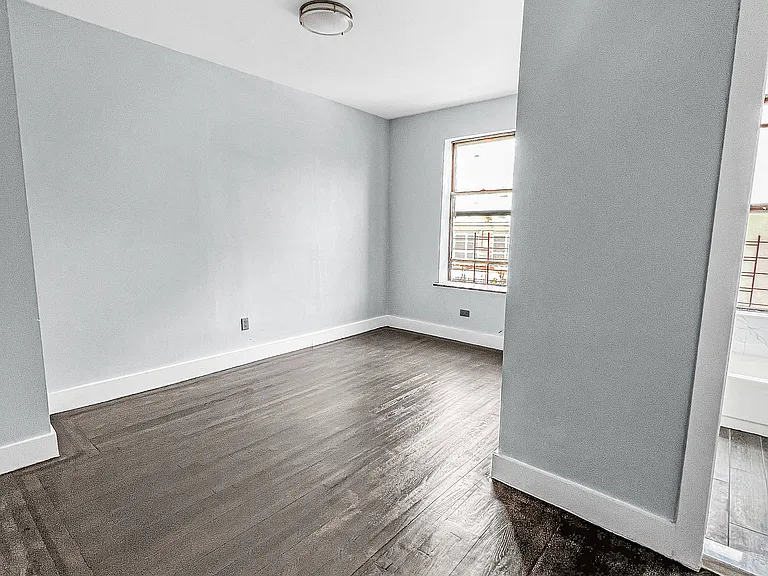 347 McDonald Ave #B2 — Photo 8