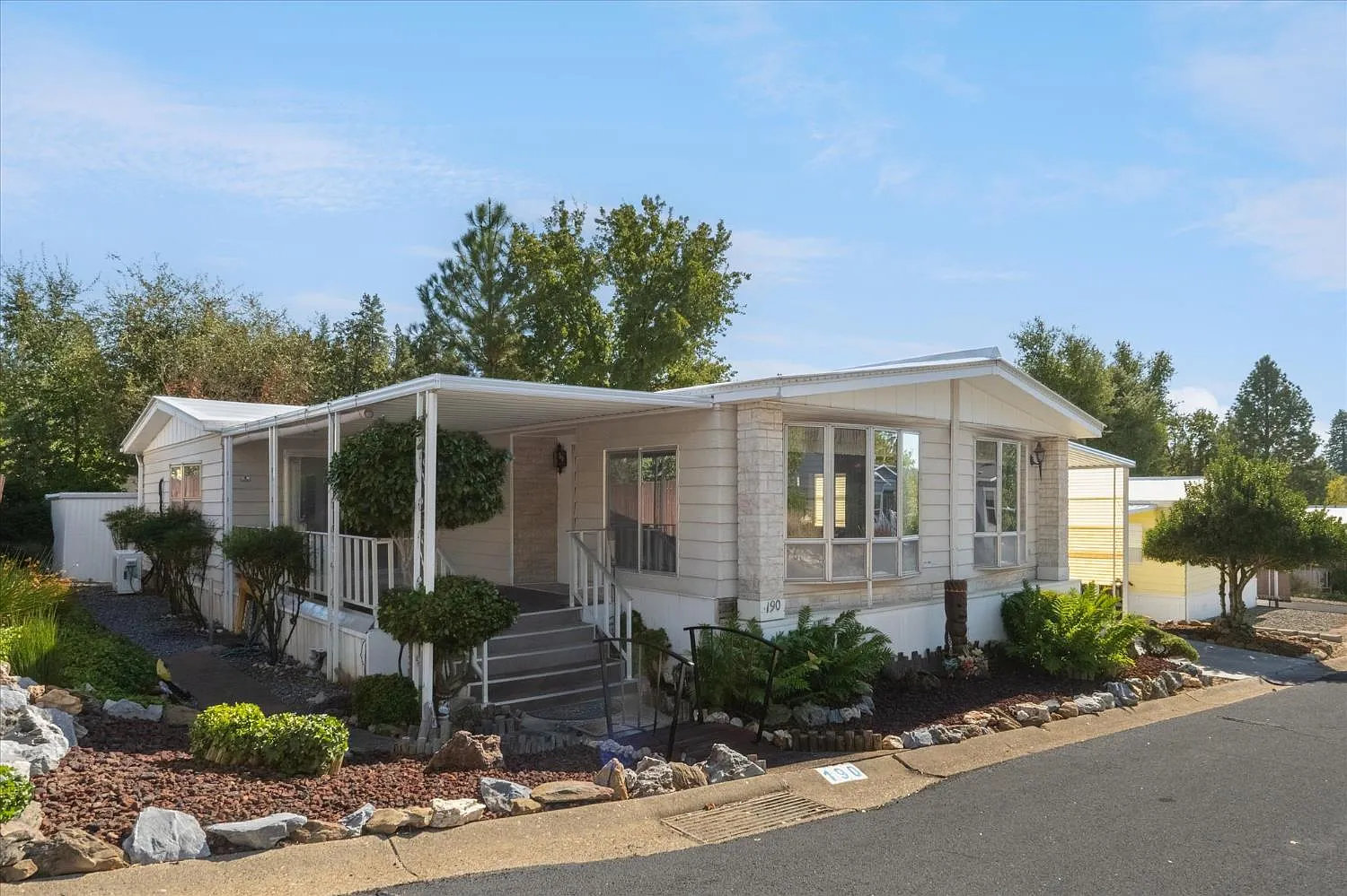 340 Tom Bell Rd #190 photo 1