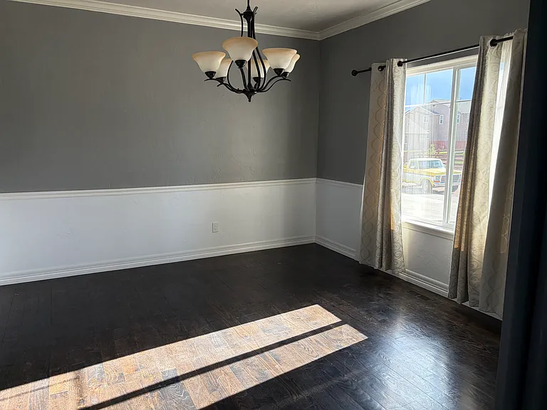 10525 Mount Sherman Way — Photo 3