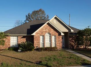 2280 Country Club Dr, La Place, LA 70068