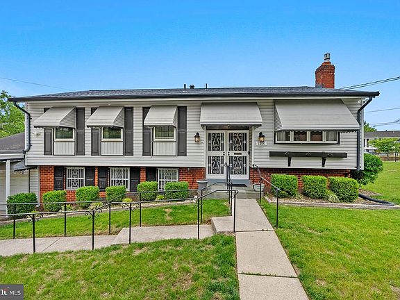 2nd image of 1201 Chillum Manor Rd