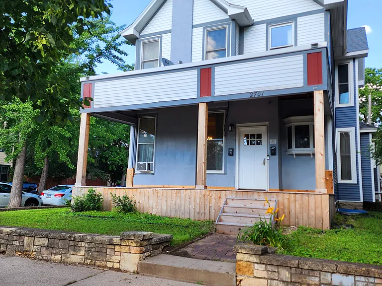 2701 Fremont Ave S #1 — Photo 32