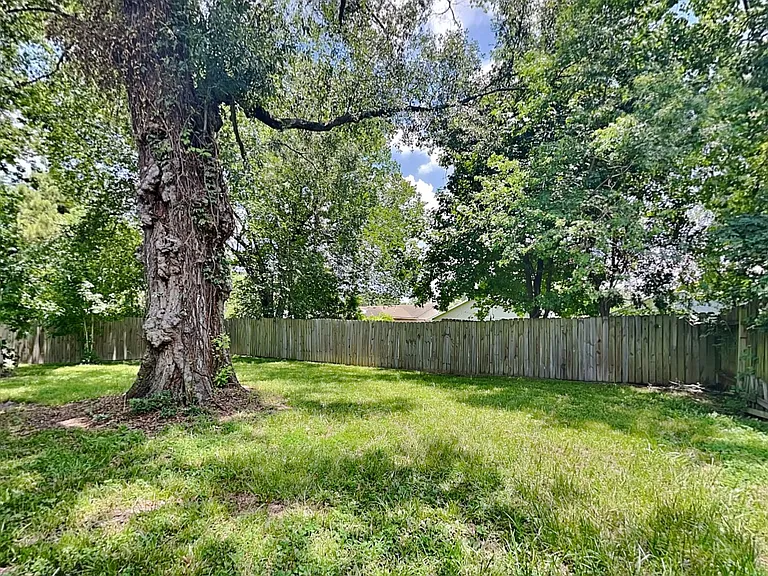 This serene outdoor setting fe