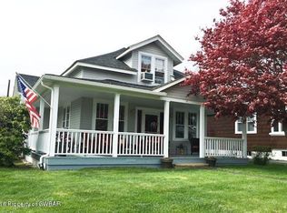 15 Oxford St, Tamaqua, PA 18252