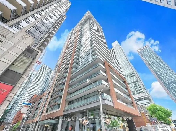 8 Mercer St, Toronto, ON