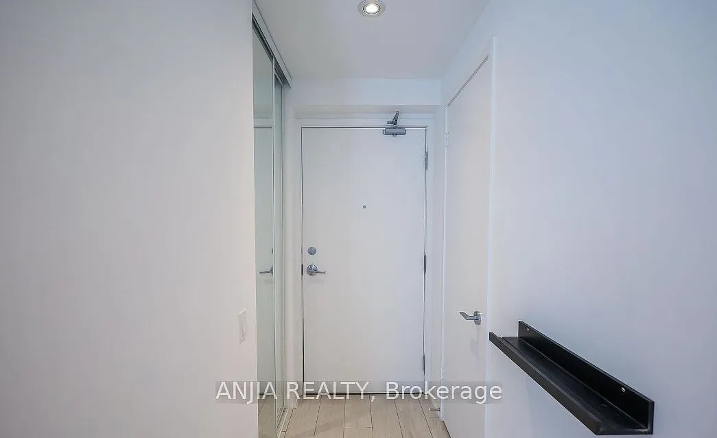 2 bed, $2,200 — Photo 4