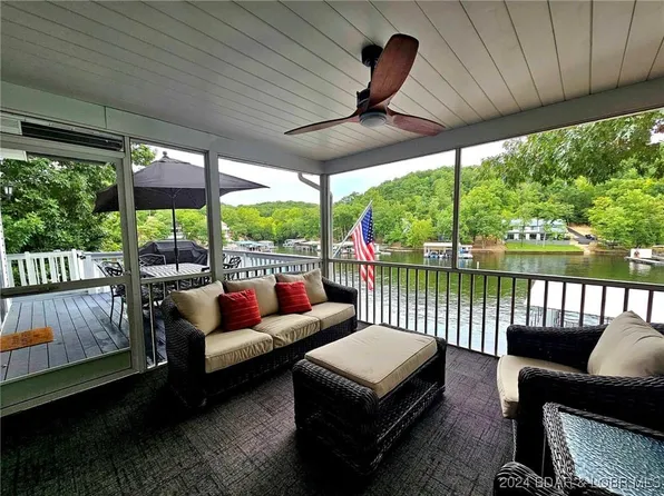 38 Bluebird Dr, Lake Ozark, MO 65049
