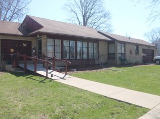 708 26th Ave, Monroe, WI 53566