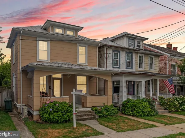 210 Dill Ave, Frederick, MD 21701