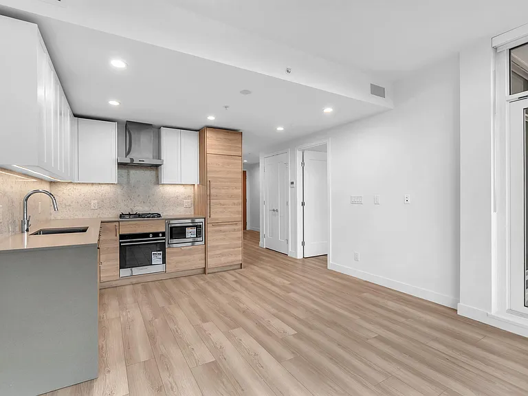 2381 Beta Ave #2406 — Photo 7
