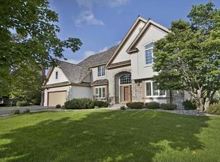 10451 White Tail Xing, Eden Prairie, MN 55347