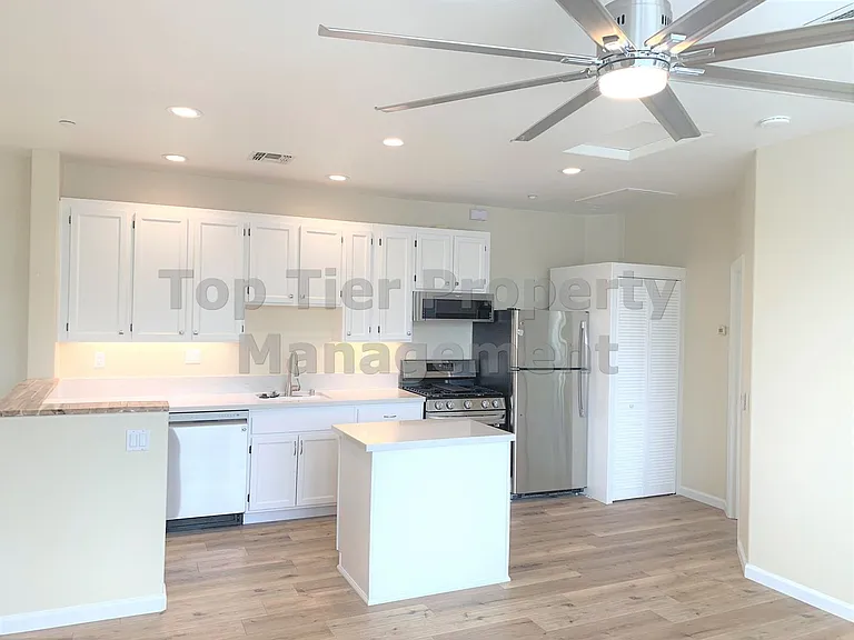 5573 Coyote Ct #B — Photo 5