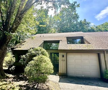 390 Heritage Hills #A, Somers, NY, 10589