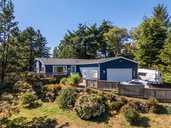 9100 NW Jay St, Seal Rock, OR 97376