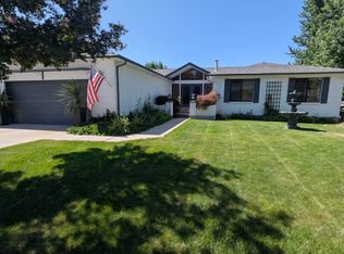 1584 E Petunia Way, Sandy, UT 84092