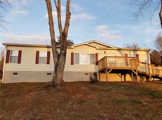 2818 Byrd Rd, Morganton, NC 28655