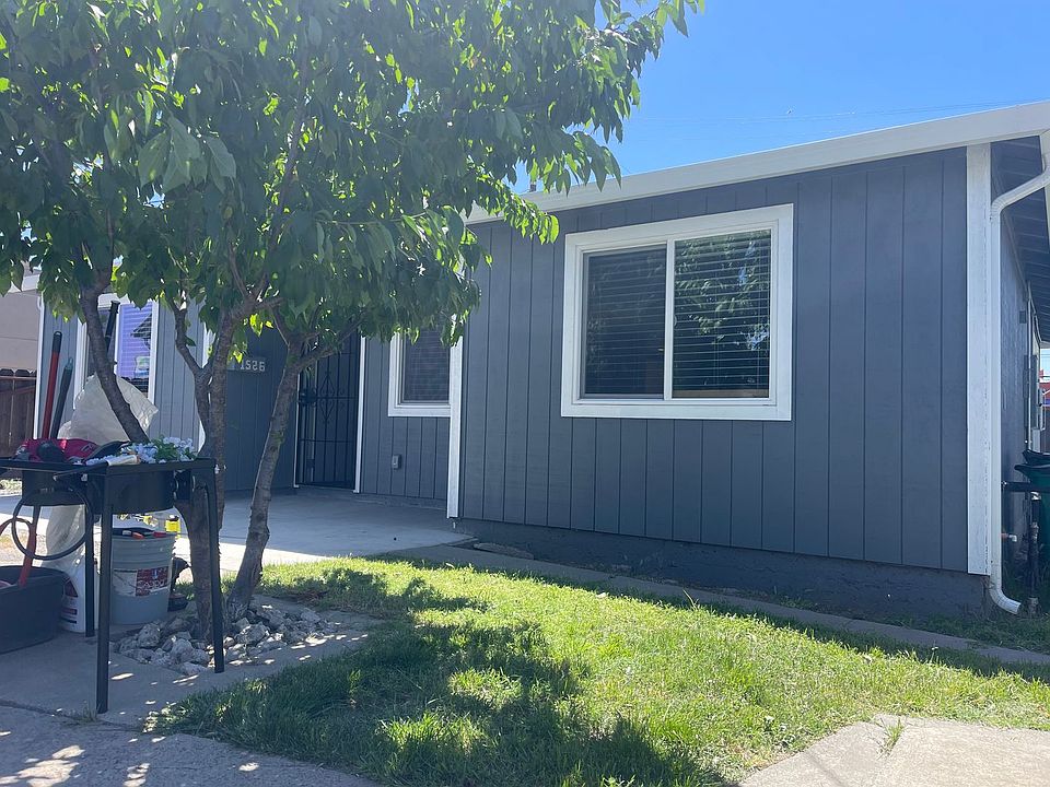 1st image of 1526 N Sierra Nevada St