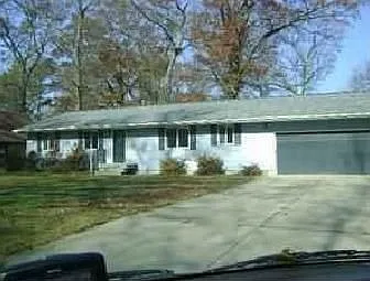 1902 Maryland Blvd photo 1