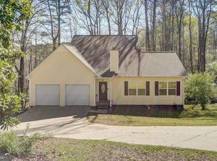 25 Davis Ct, Newnan, GA 30263