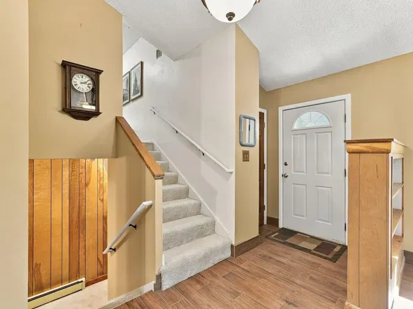 608 Dartmouth Cir, Fort Collins, CO 80525
