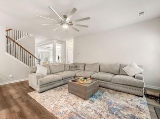 2357 Red Hibiscus Ct, Atlanta, GA 30331