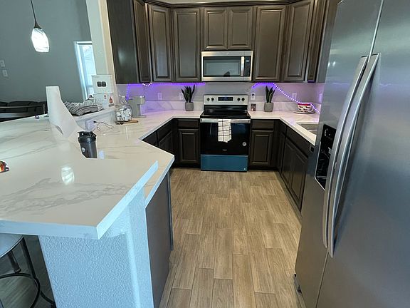5th image of 3617 Pelican Dr