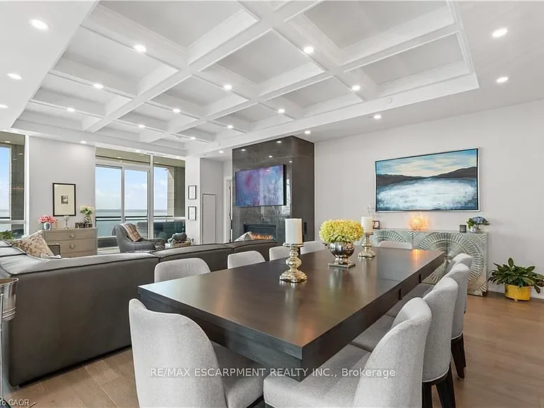 2060 Lakeshore Rd #205 — Photo 9