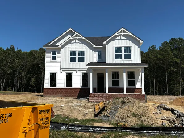 107 Bluestone Dr, Lillington, NC 27546